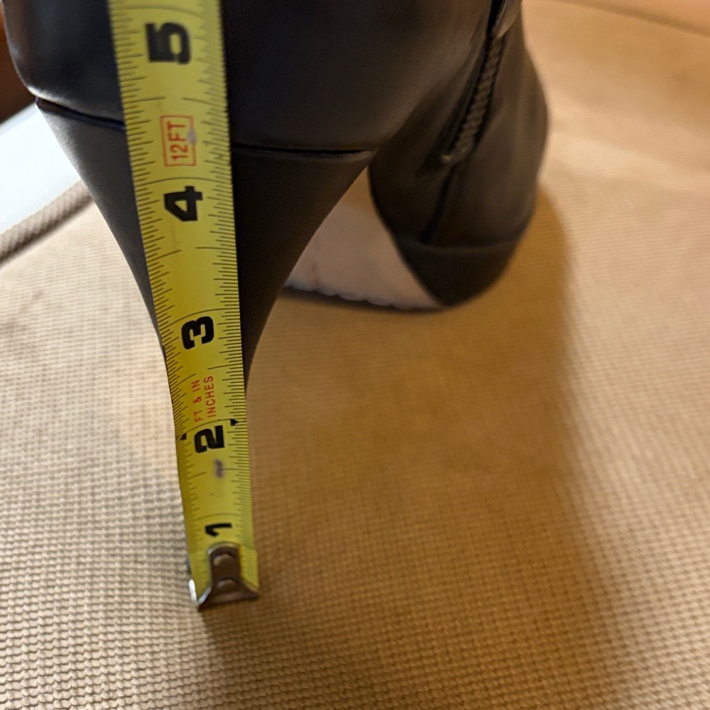 Vince Camuto Black Leather Ankle Booties - Picture 5 of 10